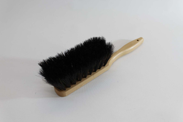 Tafelbesen / Rosshaar braun, lackiert